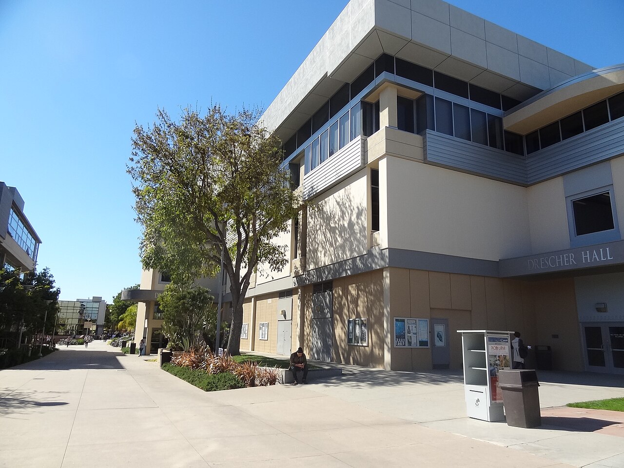 Drescherhall, Santa Monica College